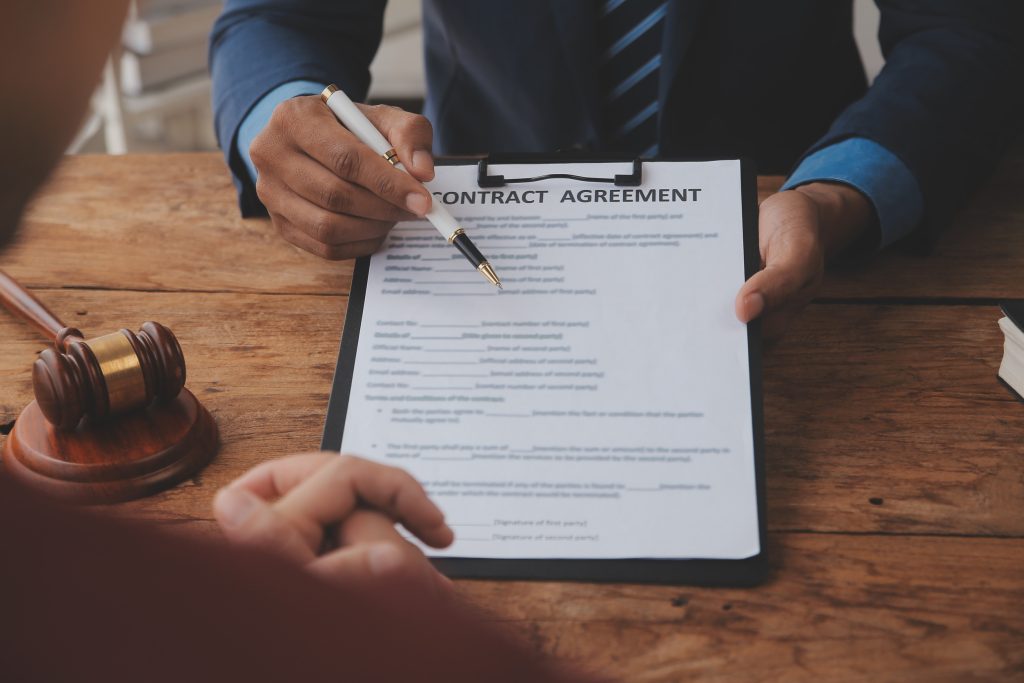 que contient un contrat de prestation de service