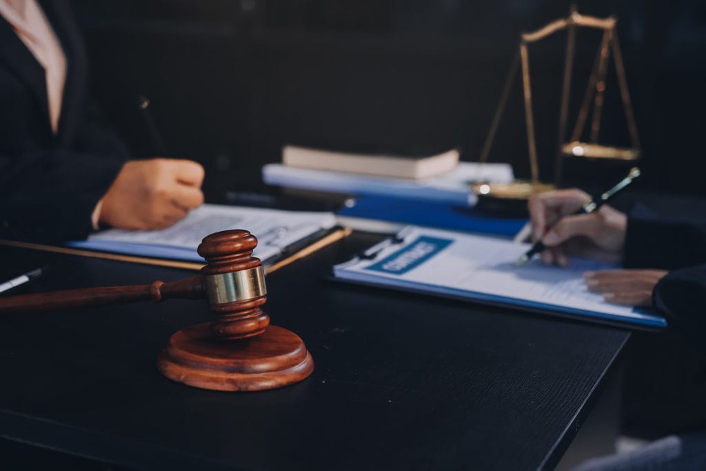 Quand contacter un avocat en droit des affaires ? Avocat en droit des affaires