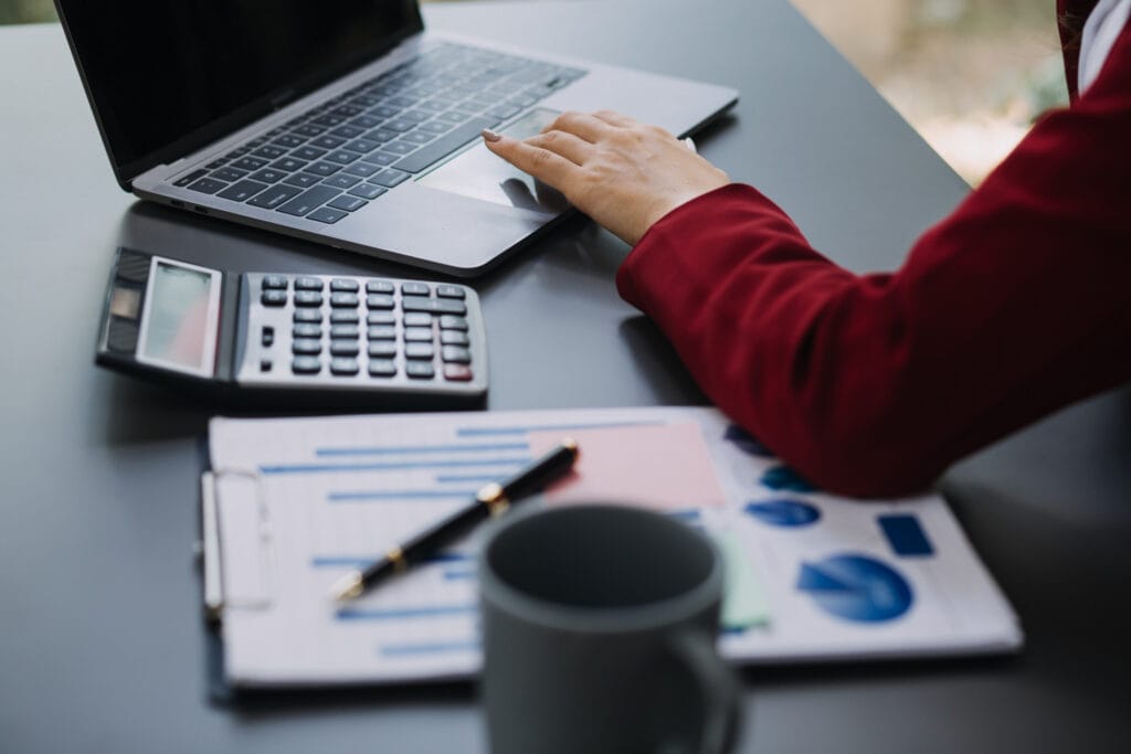 Mon Expert en Gestion : une solution complète de comptabilité et de finances Mon Expert en Gestion MEG