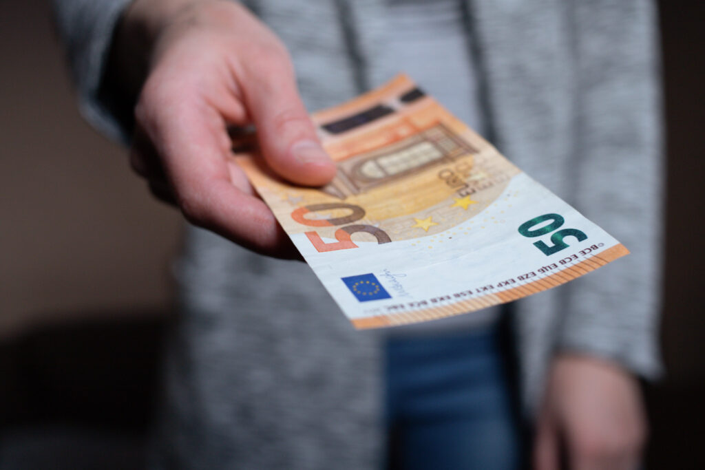 Combien touche-t-on à la retraite par rapport au salaire 